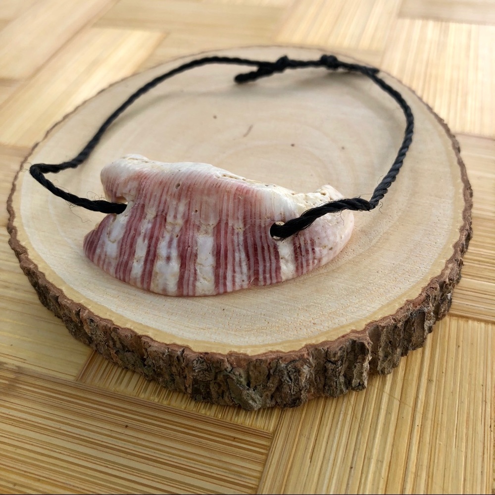 Made in Guam Handcrafted Shell Bracelet #117